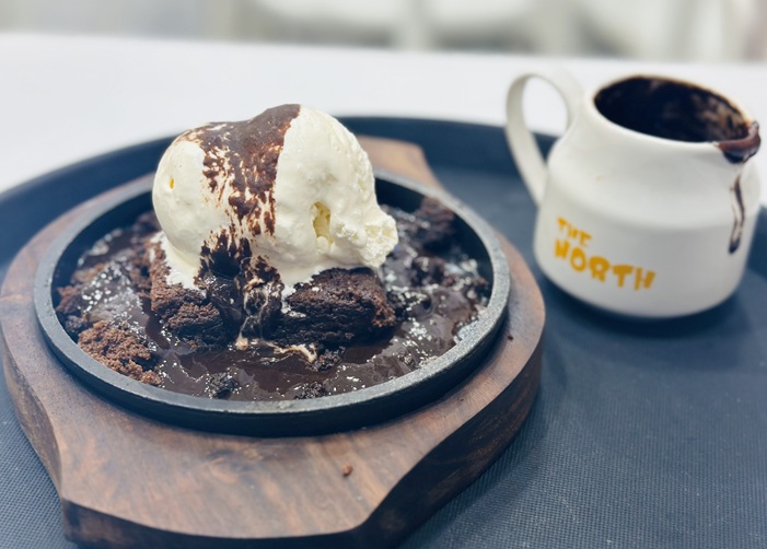 The North Sizzling Brownie with Ice Cream